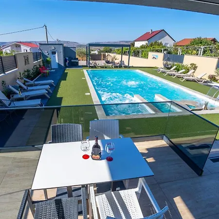 Villa Nea 3d *