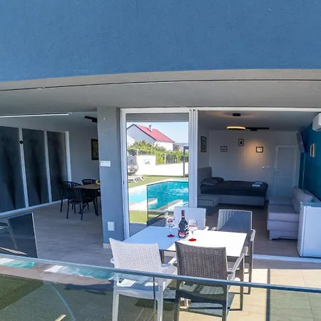 Villa Nea 3d *